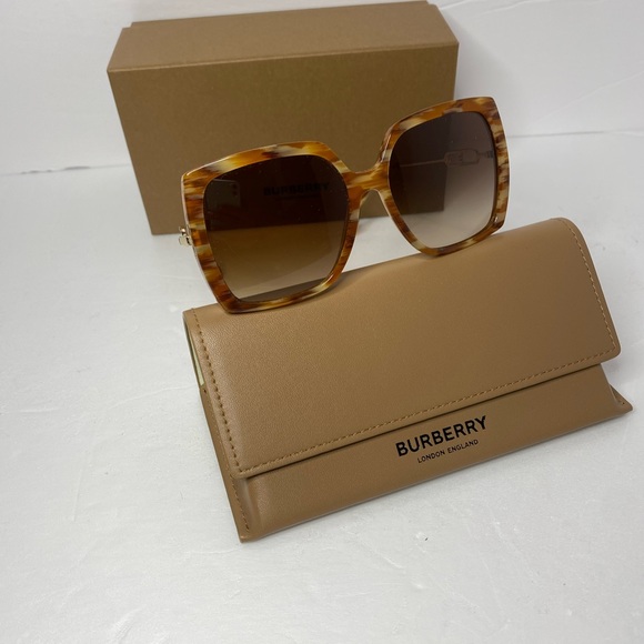 New - Burberry BE4332 Luna Sunglass Oversize Acetate Marble Brown Gradient Len… - Picture 6 of 12